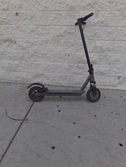 It has a good suspension and a good motor.