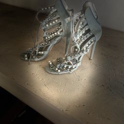 Size 7 Fashion Heels 