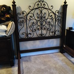 Queen metal & wood Princess Bed.   A “New Box Spring” included in this price.