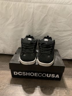 DC shoes, Black/white, size 8 in womens