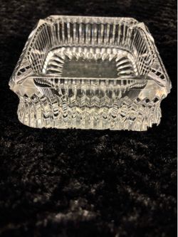 Vintage crystal glass ribbed ashtray