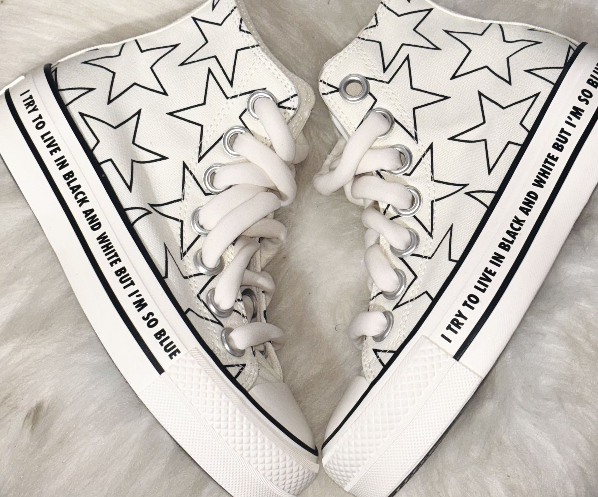 Billie Eilish Converse Limited Edition Platform Shoes Size 7