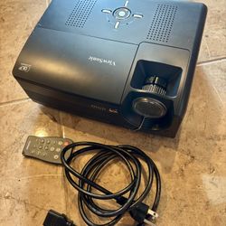 TV Projector with Projector Screen