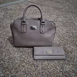 MICHAEL KORS purse/ crossbody