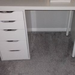 IKEA Alexa desk
