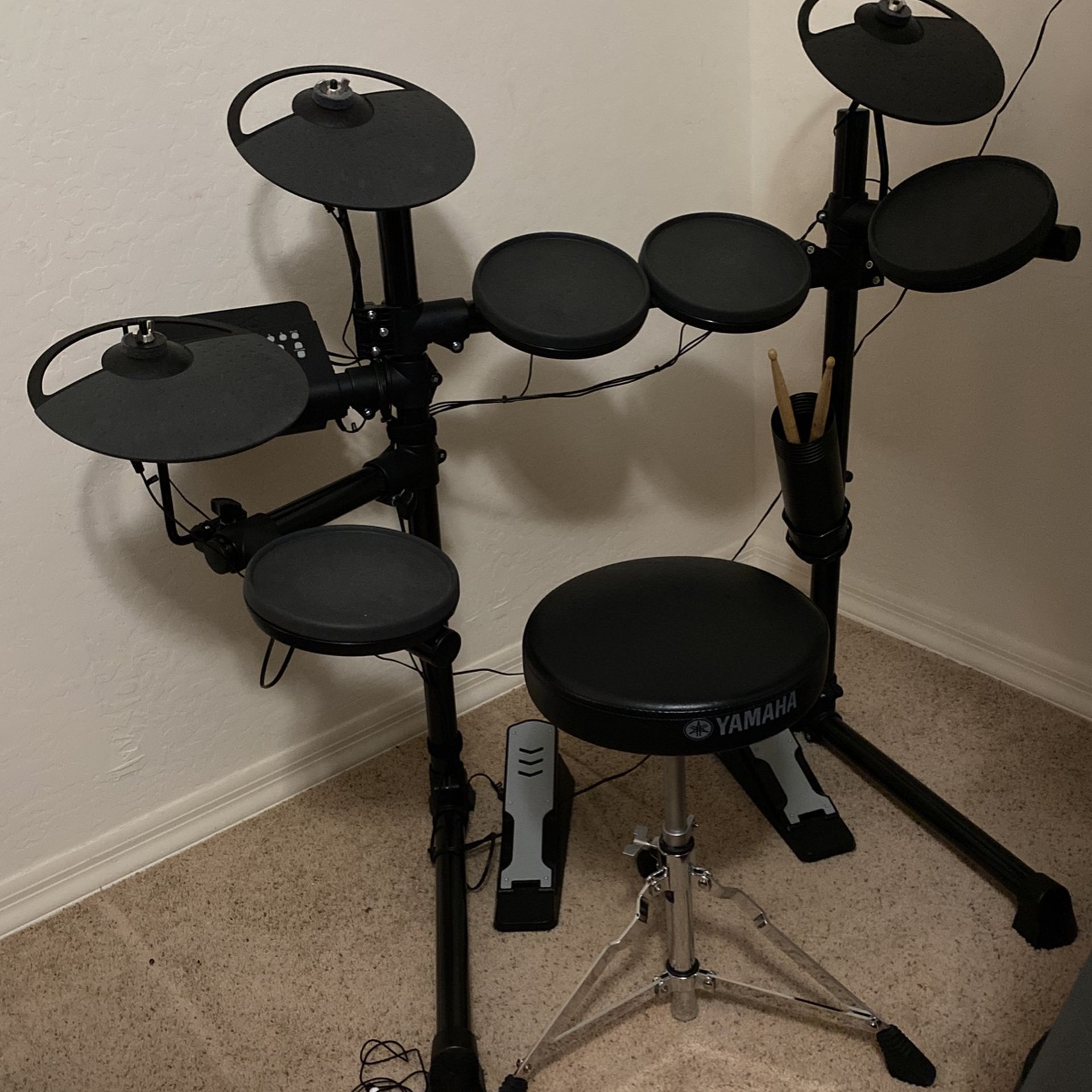Yamaha DTX400K Electronic Drum Kit
