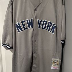 New York Yankees Jerseys Lot 