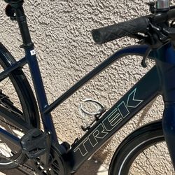 Trek FX+ 2 Hybrid E-Bike Less Then 5 Miles In Pristine Condition Like New Test Ride Today Medium Frame Size 25-30 Top Speeds 
