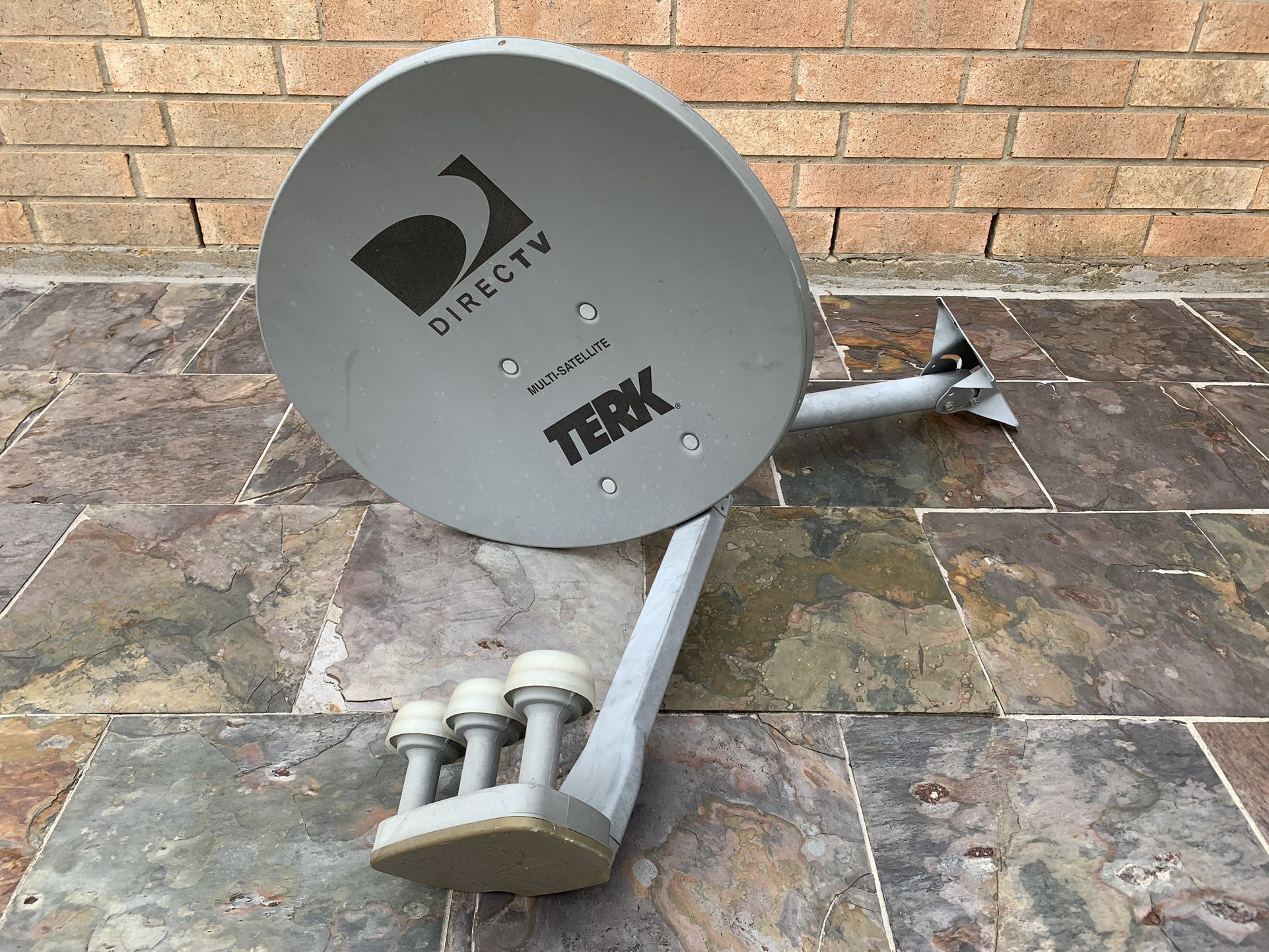 Direct TV Satellite Dish
