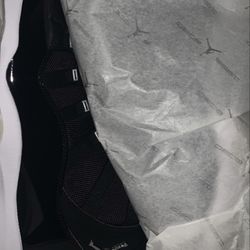 Jordan 11 Christmas here 🎄