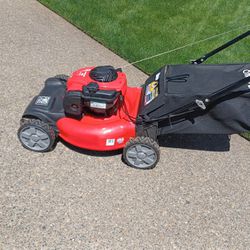 Starts Easy Runs Perfect Craftsman Self-propelled Lawn Mower With Briggs And Stratton 140cc Engine