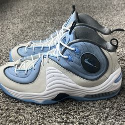 Penny 2 social status size 9.5 $65 no box