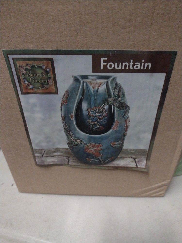 New With Box Beautiful Hummingbird Fountain