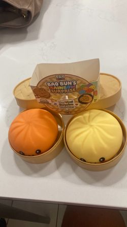 Rainbow surprise dumplings 🥟🟡🟠