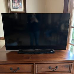 32” TV - Sony Bravia- HD LCD