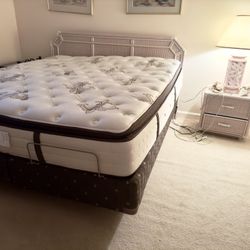 Bedroom Set With Adjustable Base 