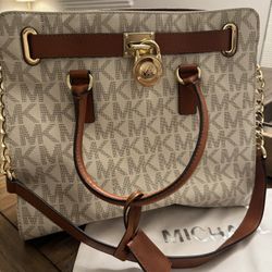 Michael Kors MK Tote