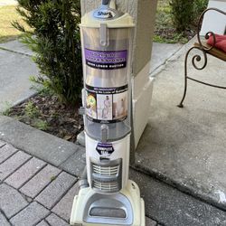 Shark Navigator Professional Vaccum 
