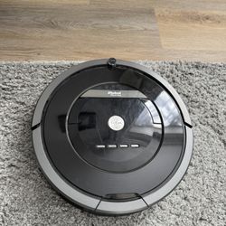 iRobot Roomba 880 (2014 Model)