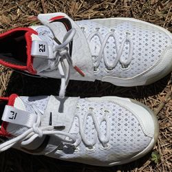 Nike LeBron 14 "Flip the Switch". 4y 