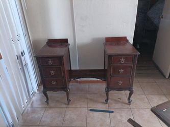 Antique dressing table needs repair
