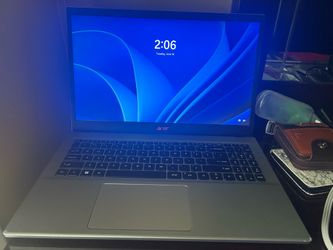 Laptop (Acer) barely used