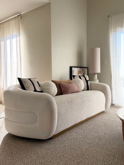 Poppy white sofa