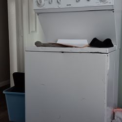 Full Size Stacked Washer/dryer