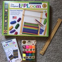 New LapLoom W/extras