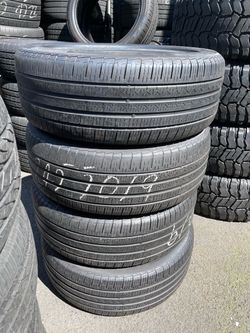 245/50R19 Pirelli run flat 245/50/19 set of matching 4 tires in great condition 376$  for 4 tires plus tax . Mount available but not included.  Wheel 