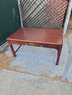 Free table / coffee table