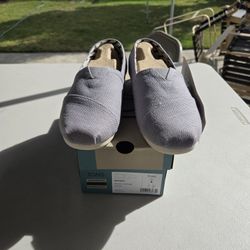 Brand New Toms Shoes Mens 8
