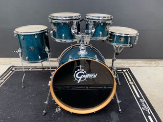 Gretsch Catalina Birch Drum Set 22-14-12-10-14”