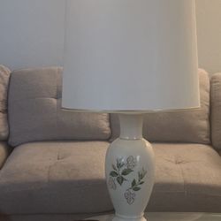 Antique style Lamp - Works Great $20 OBO