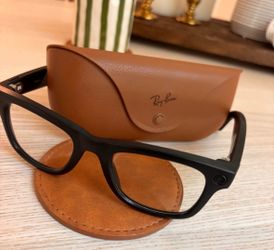 Ray Ban Meta Ai Smart Glasses  GEN 2 BRAND NEW IN THE BOX