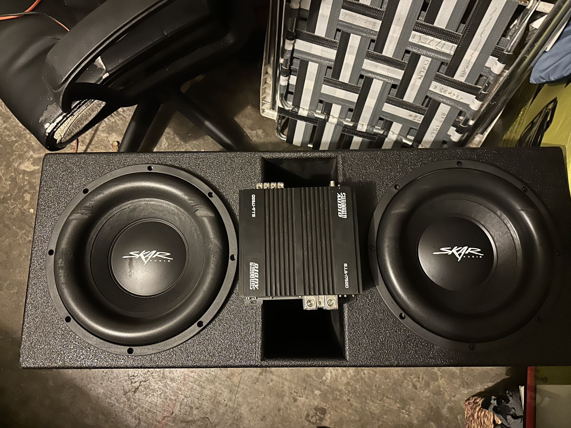 2 12s Skar Audio