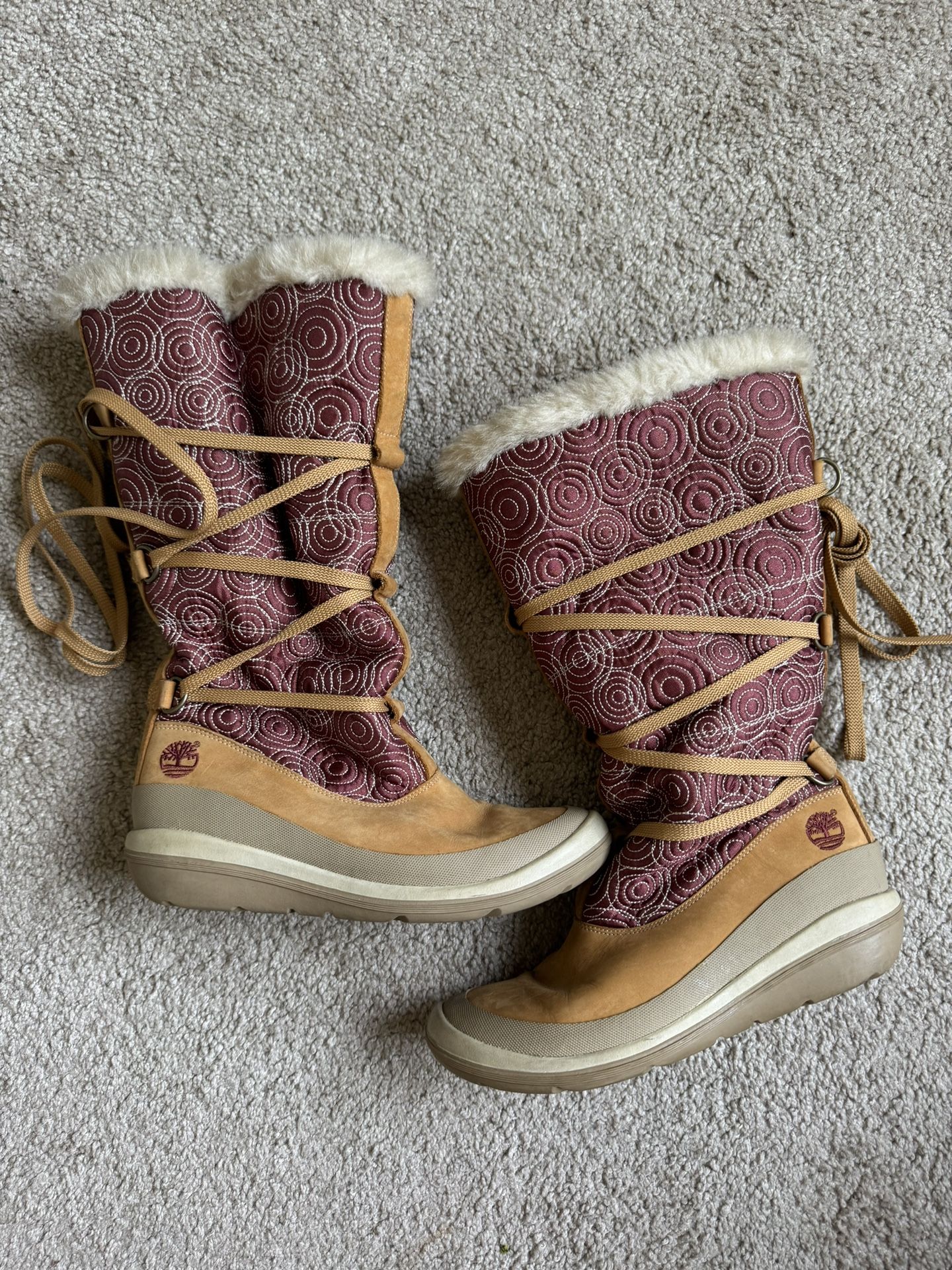 Size 7, Timberland snow boot