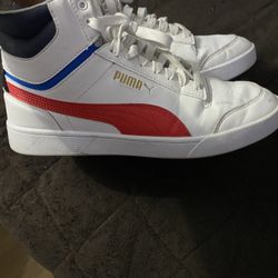 Men’s Puma (Size 8.5) 