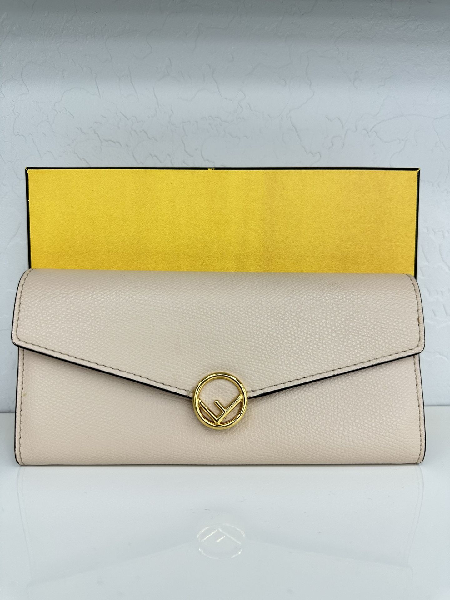 Fendi f Beige pink wallet