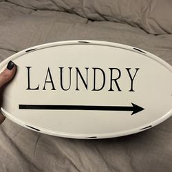 Metal Laundry Sign Decor