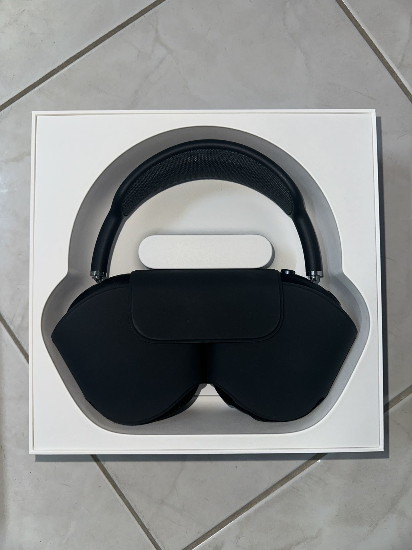 AirPods Max Midnight