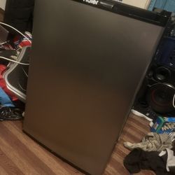 Mini Fridge Haier