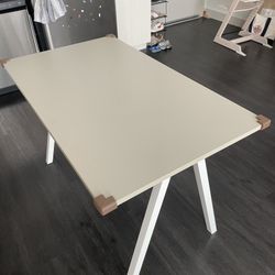 Trotten IKEA Work/Study Desk
