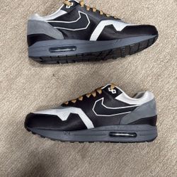 Nike Air Max 1 Big Head Mode size 10.5 Nintendo 64 Goldeneye 007 James Bond