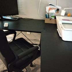 L- Shape Work Station Desk With Chair