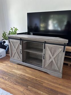 Farm House Style Tv Console