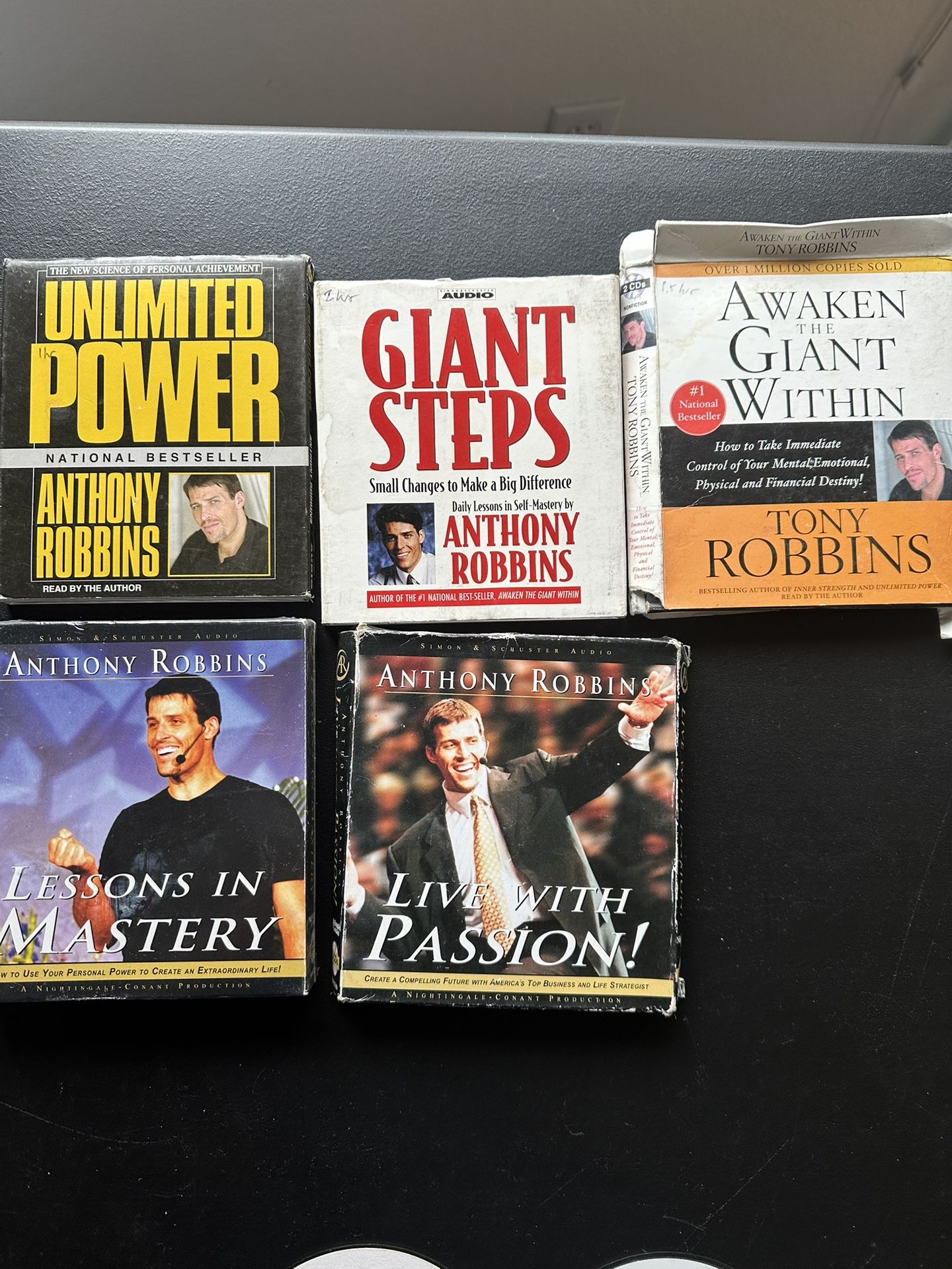 Over 120 Audio CD Collection Tony Robins, Napoleon Hill Think And Grow Rich, The Millionaire Next Door, The Richest Man In Babylon, Glen Beck, Ford