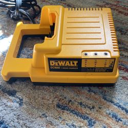 DEWALT