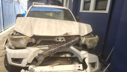 2nd Gen Tacoma for parts