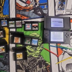 Blue Nintendo DS Console 13 Game Lot Bundle Plus Multiple Stylists 